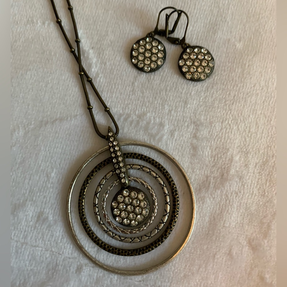 Touchstone crystal Long Trip necklace and earrings